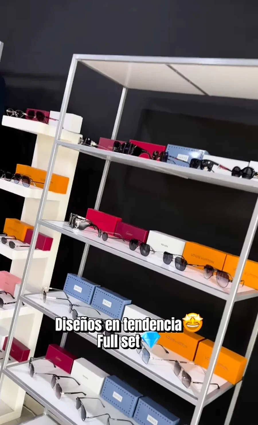 Exhibidor de lentes en Hermosillo