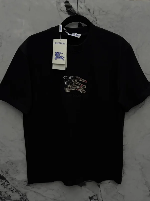 Playera turca · bordado frontal