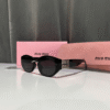 Foto 2 de Lentes Miu mi u